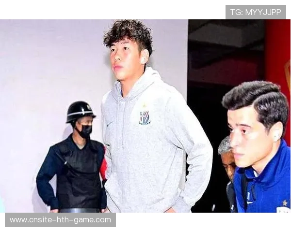 刘诚宇接陶强龙妙传，禁区内倒地扫射入网