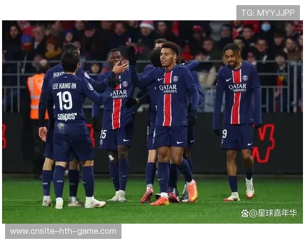 法甲巨头巴黎迎战摩纳哥,争夺榜首,巴黎在法甲称霸